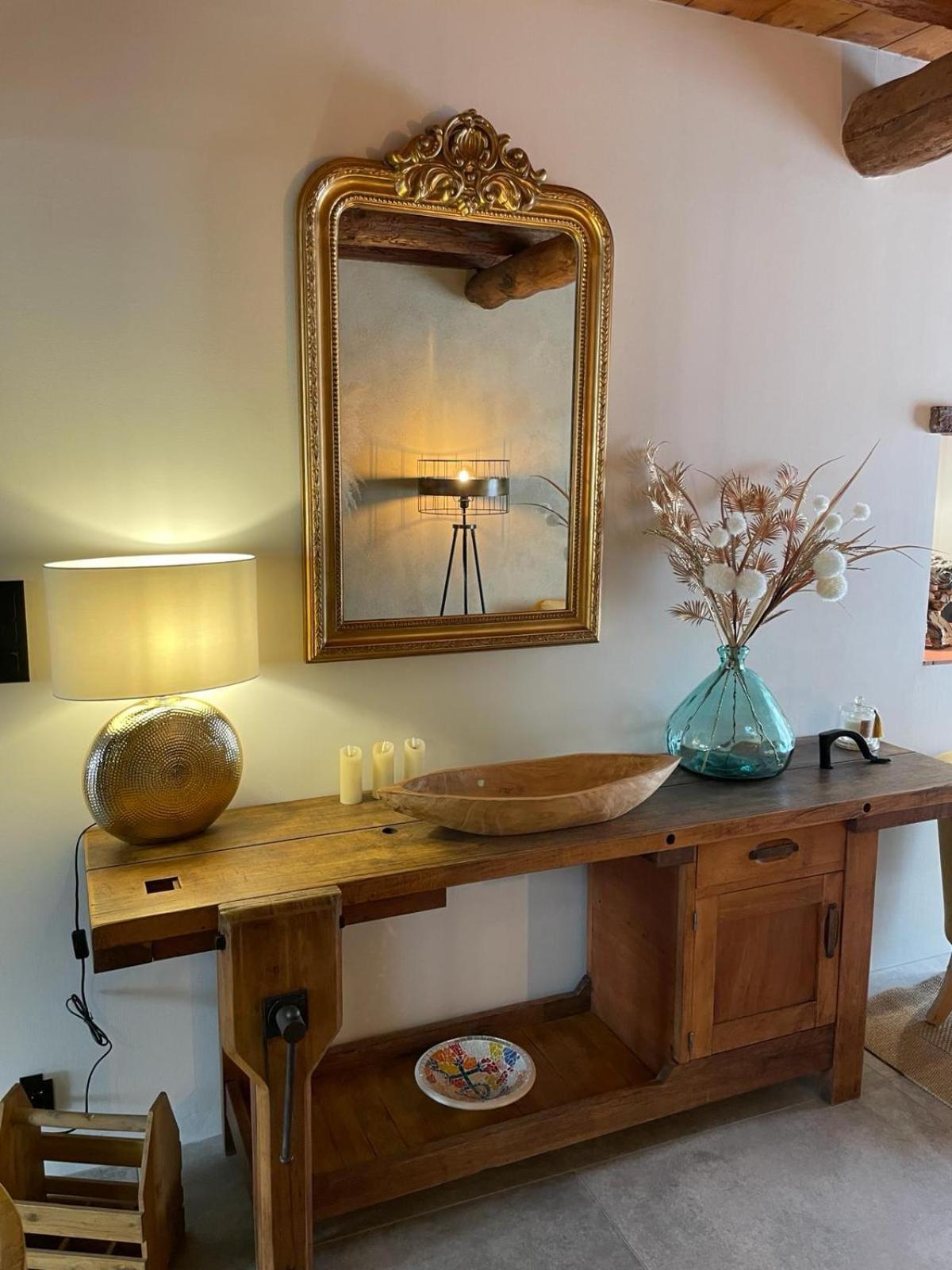 Maison Cosy, 2 Chambres, Adossee Aux Remparts エーグ・モルト エクステリア 写真