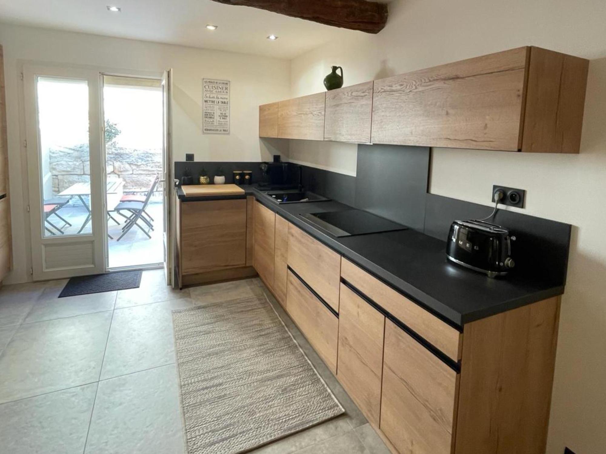 Maison Cosy, 2 Chambres, Adossee Aux Remparts エーグ・モルト エクステリア 写真