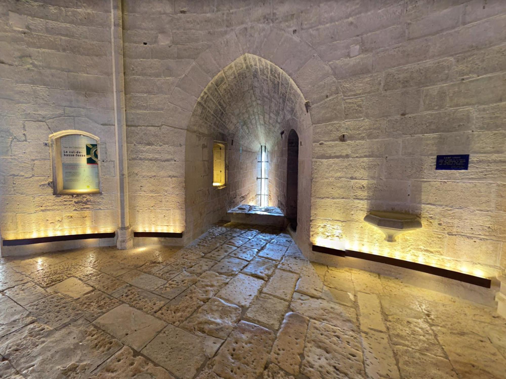 Maison Cosy, 2 Chambres, Adossee Aux Remparts エーグ・モルト エクステリア 写真